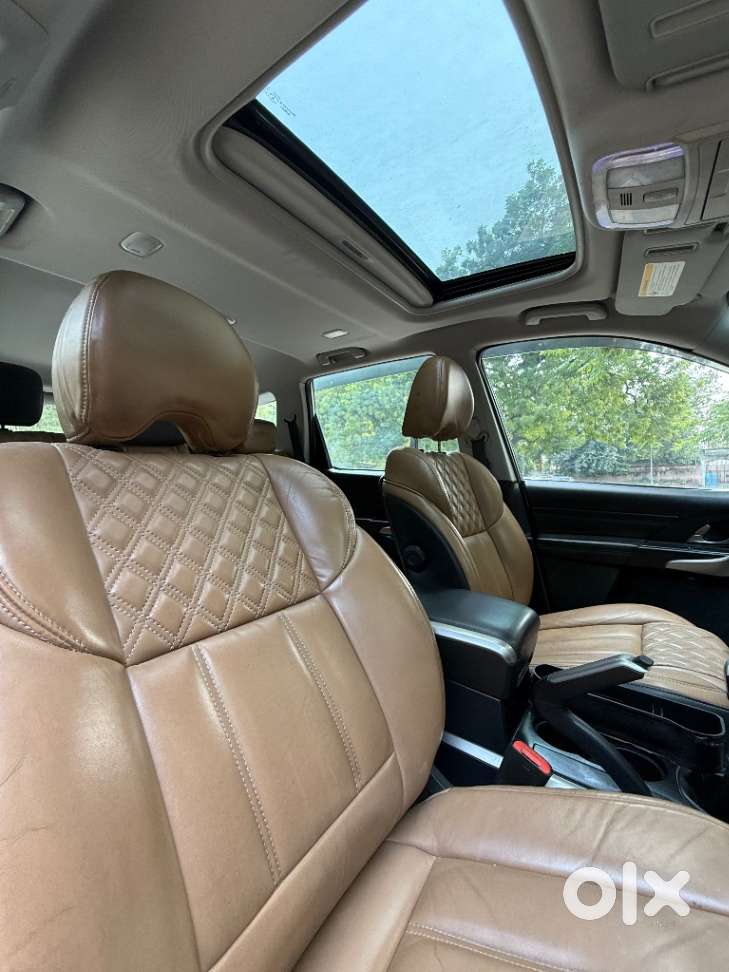Mahindra Xuv500 W11 Option, 2020, Diesel