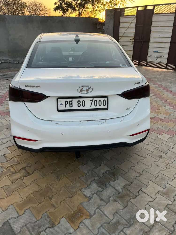 Hyundai Verna 2019 Diesel 125000 Km Driven