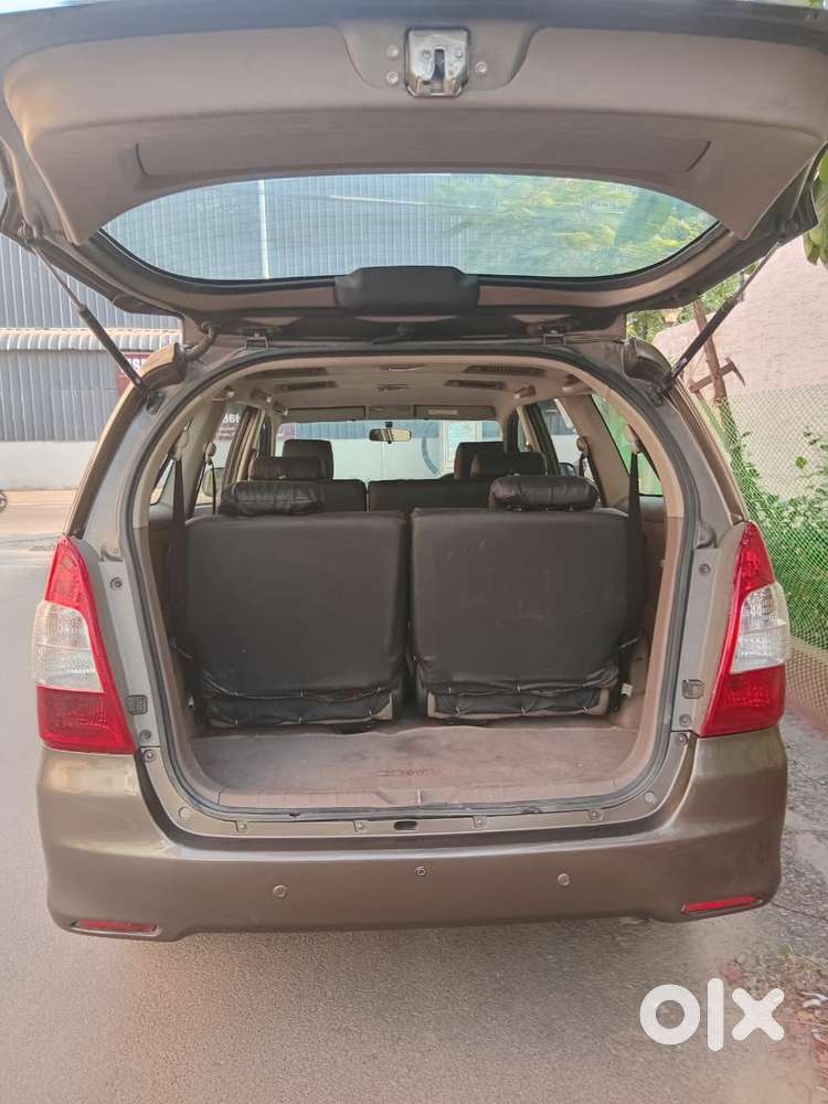 Toyota Innova 2.0 Gx 8 Seater, 2015, Diesel