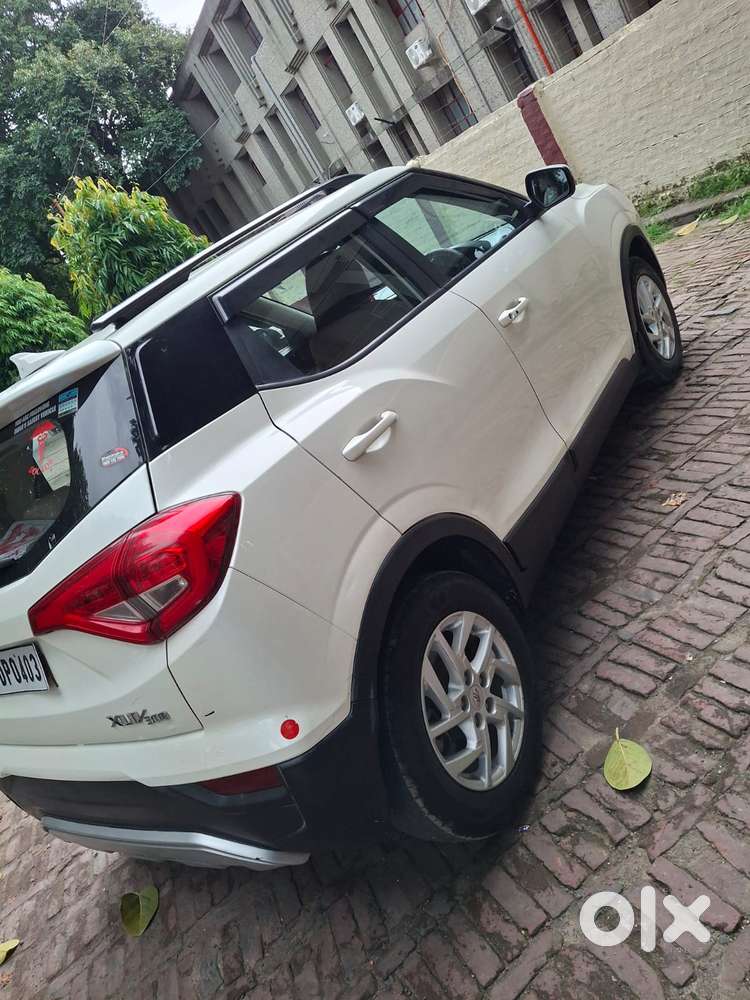 Mahindra Xuv300 W8 Diesel, 2022, Diesel