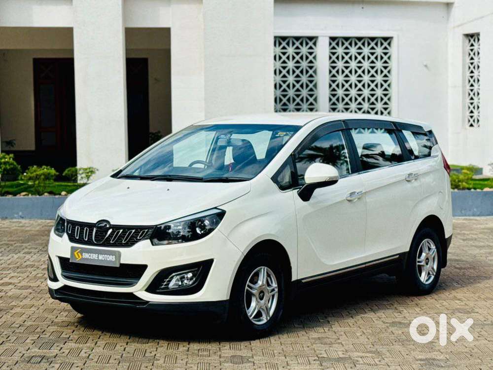 Mahindra Marazzo M6, 2019, Diesel