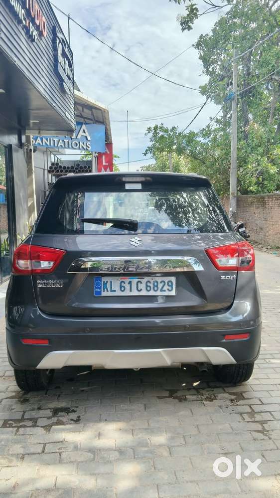 Maruti Suzuki Brezza 1.5 Zxi Plus Smart Hybrid, 2017, Diesel