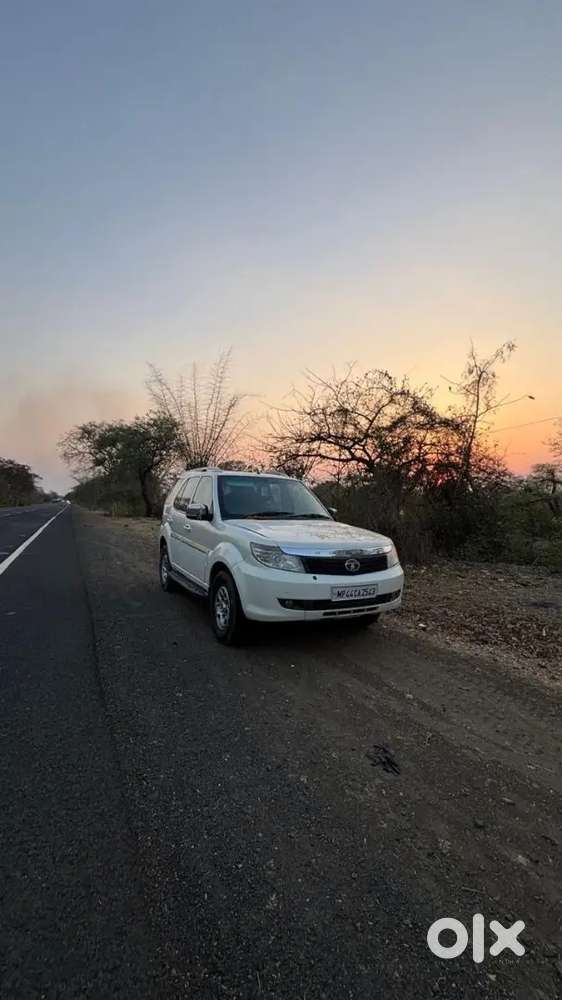 Tata Safari Storme 2014 Diesel Good Condition White Colour