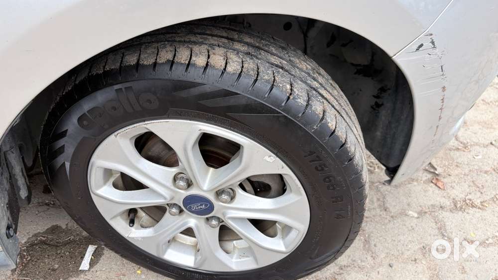 Ford Figo Petrol 2016