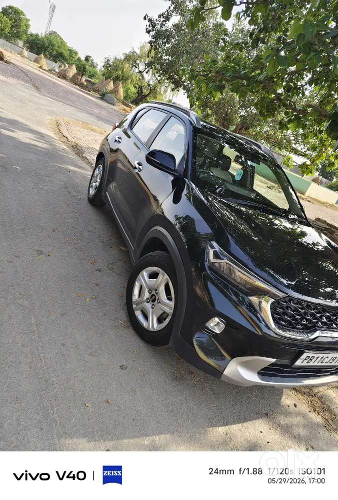 Kia Sonet 2021 Diesel Well Maintained