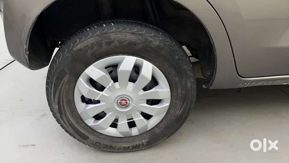 Datsun Redigo T Option, 2016, Petrol