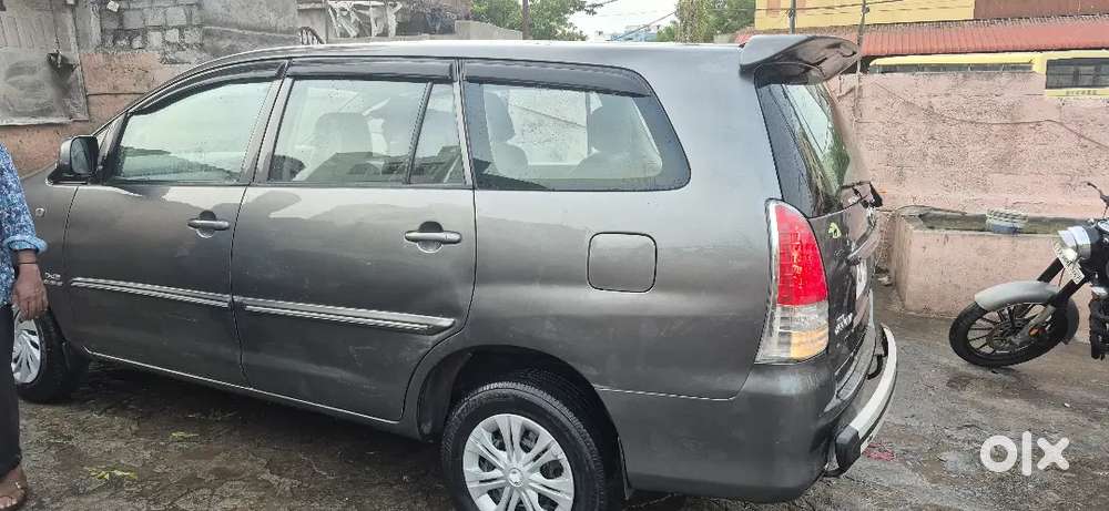 Toyota Innova Diesel Manual 2011 7 Str