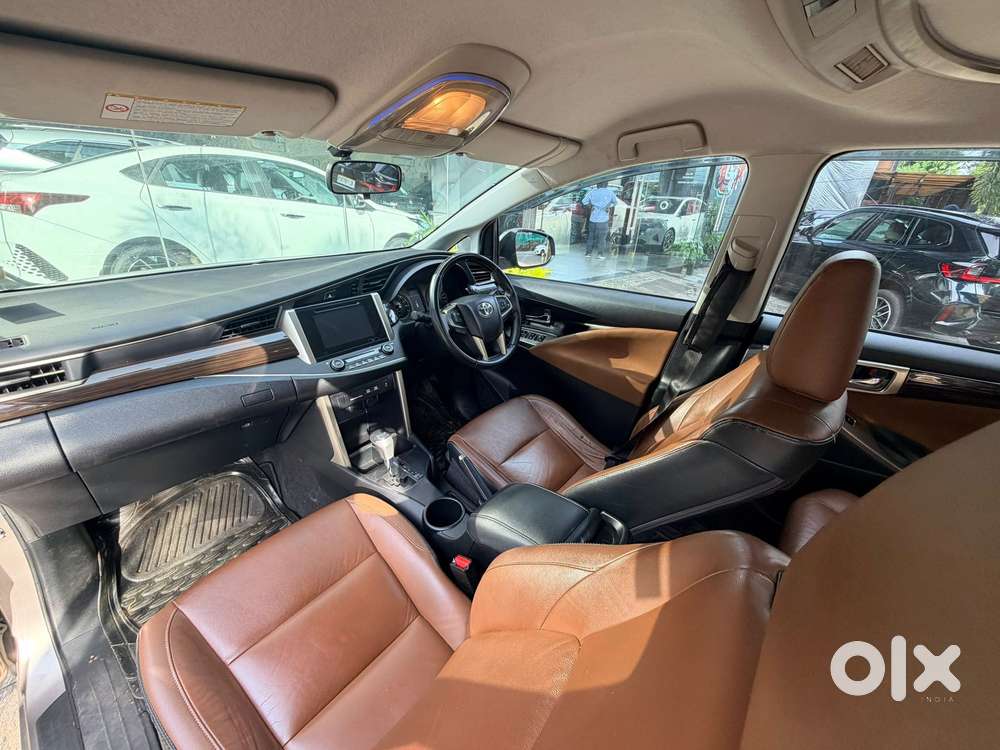 Toyota Innova Crysta, 2016, Petrol