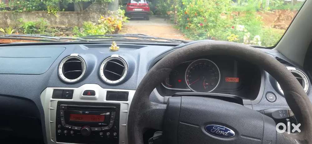 Ford Figo 2014 Diesel 240000 Km Driven. Insurance Upto Feb 2027