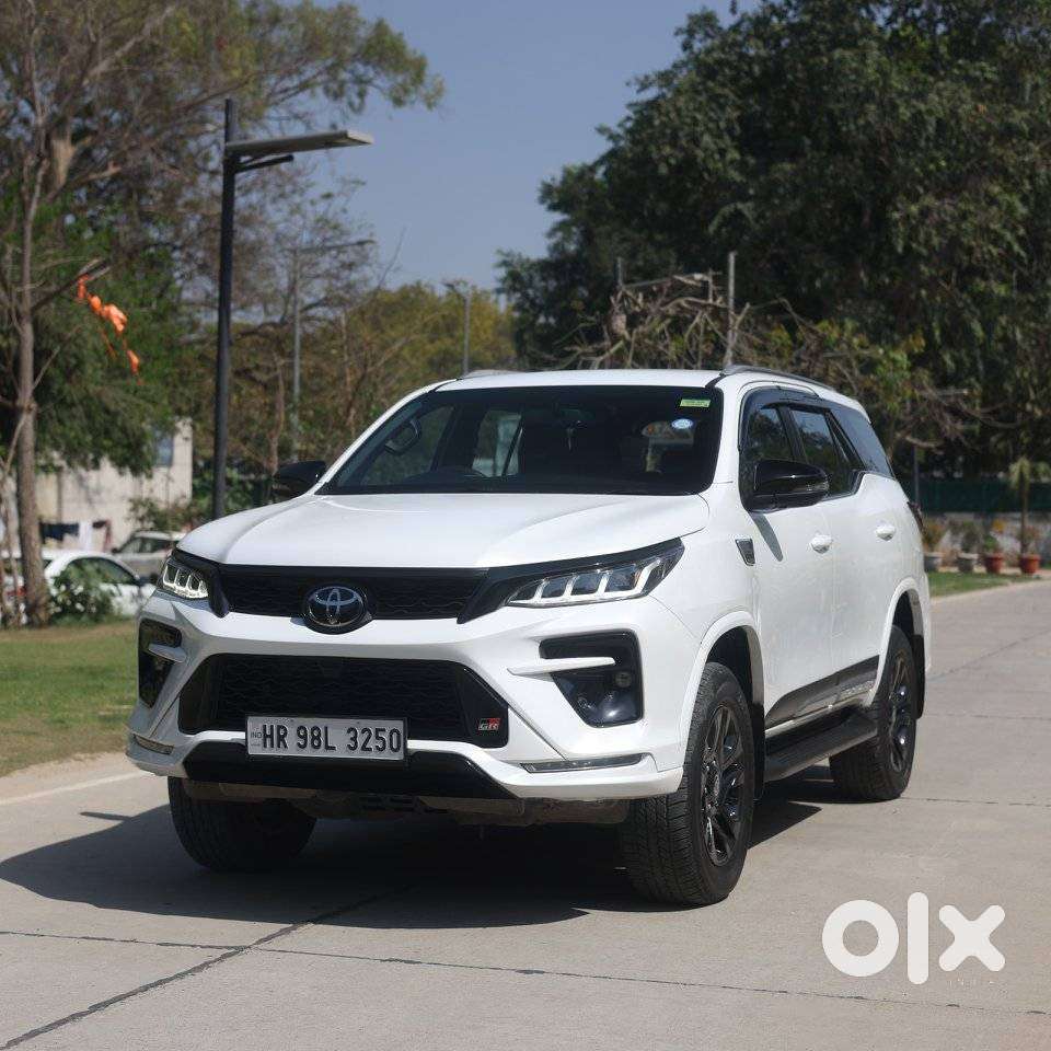 Toyota Fortuner 2.8 Gr-s, 2023, Diesel