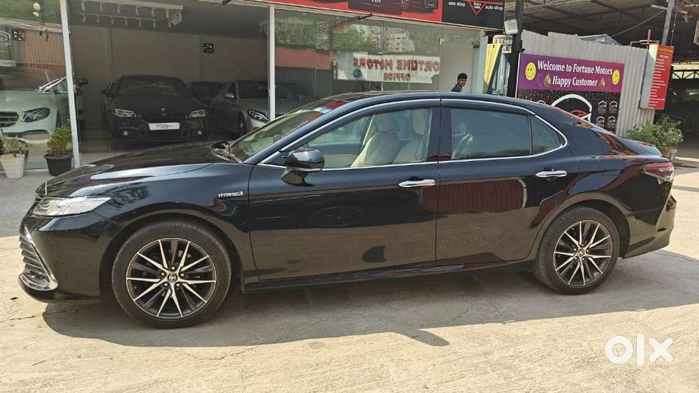 Toyota Camry [2019-ongoing] 2.5 Hybrid, 2023, Petrol