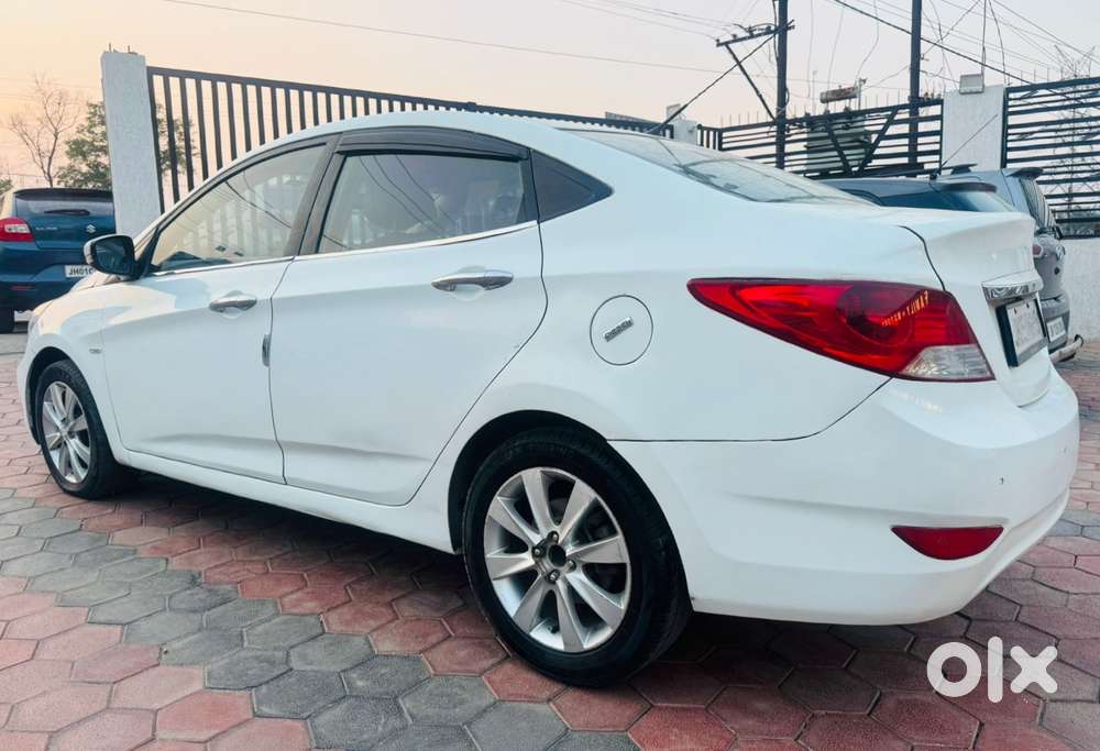Hyundai Verna Crdi Vgt 1.5, 2013, Diesel