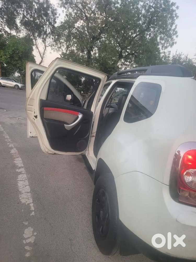 Renault Duster 2013 Diesel 75000 Km Driven