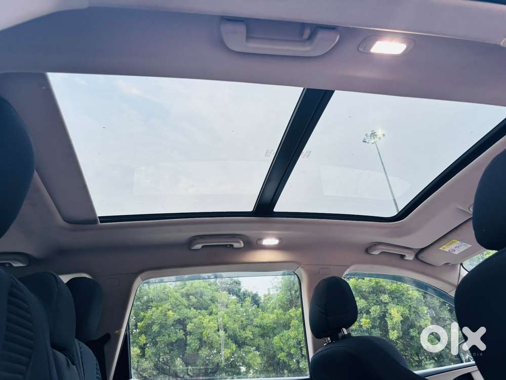 Mahindra Xuv700 2.2 Ax 5 Diesel At 7 Str, 2023, Diesel