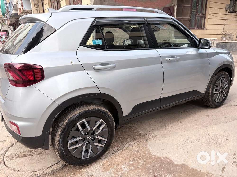 Hyundai Venue Sx Mt, 2022, Diesel