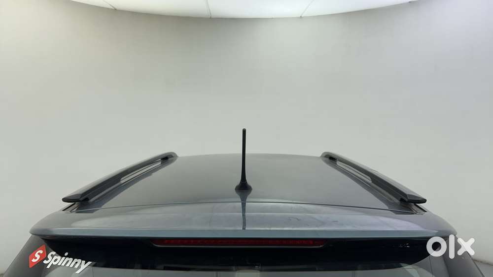 Mahindra Xuv300 W8, 2022, Petrol