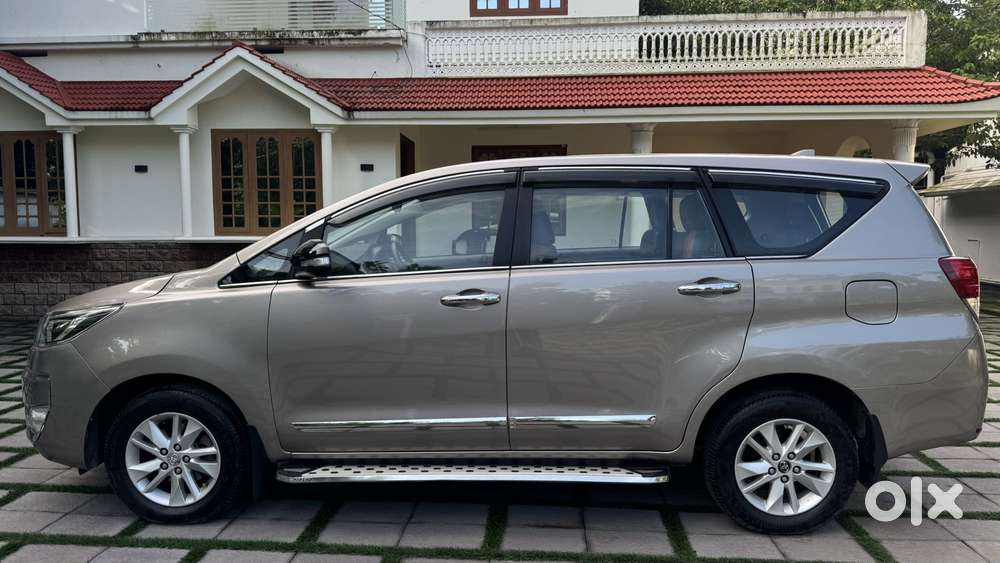 Toyota Innova Crysta 2.8 Gx At 7 Str, 2017, Diesel