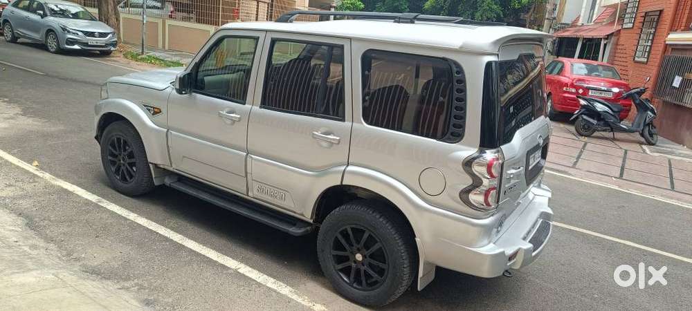 Mahindra Scorpio 1.99 S4 Plus, 2017