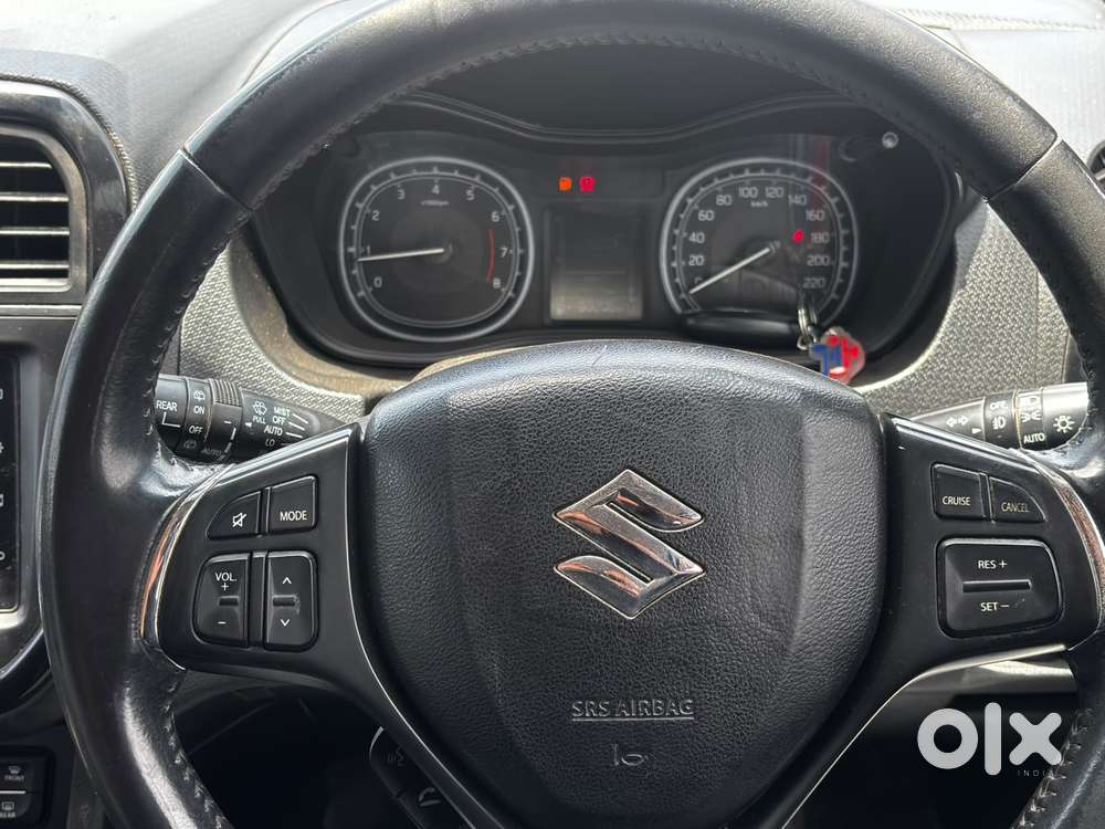 Maruti Suzuki Brezza 1.5 Zxi Plus Smart Hybrid, 2020, Petrol