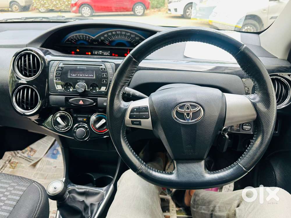 Toyota Etios Cross 1.5l V, 2015, Petrol