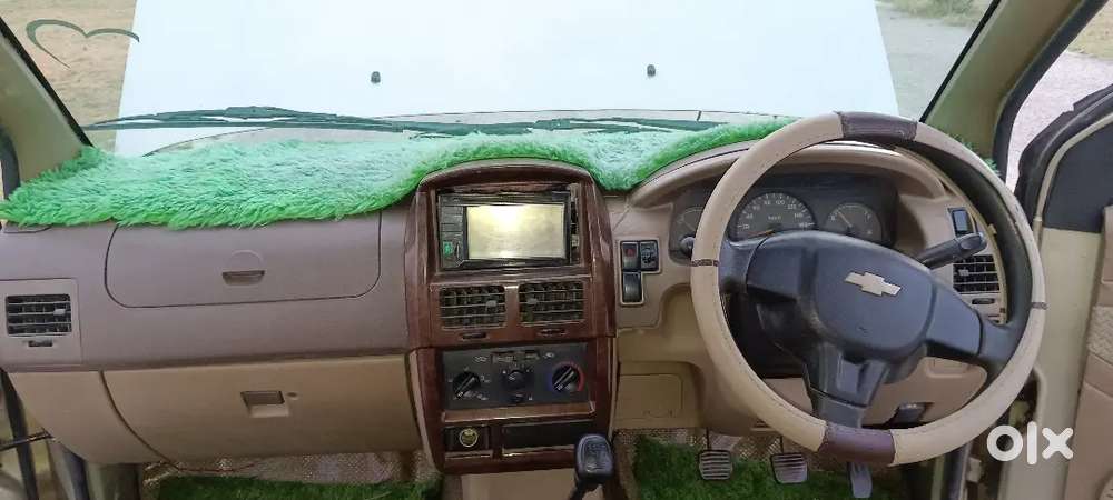 Chevrolet Tavera 2011 Diesel 180000 Km Driven