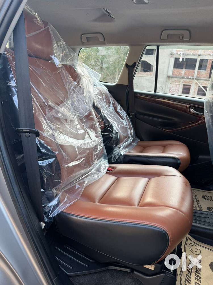 Toyota Innova Crysta