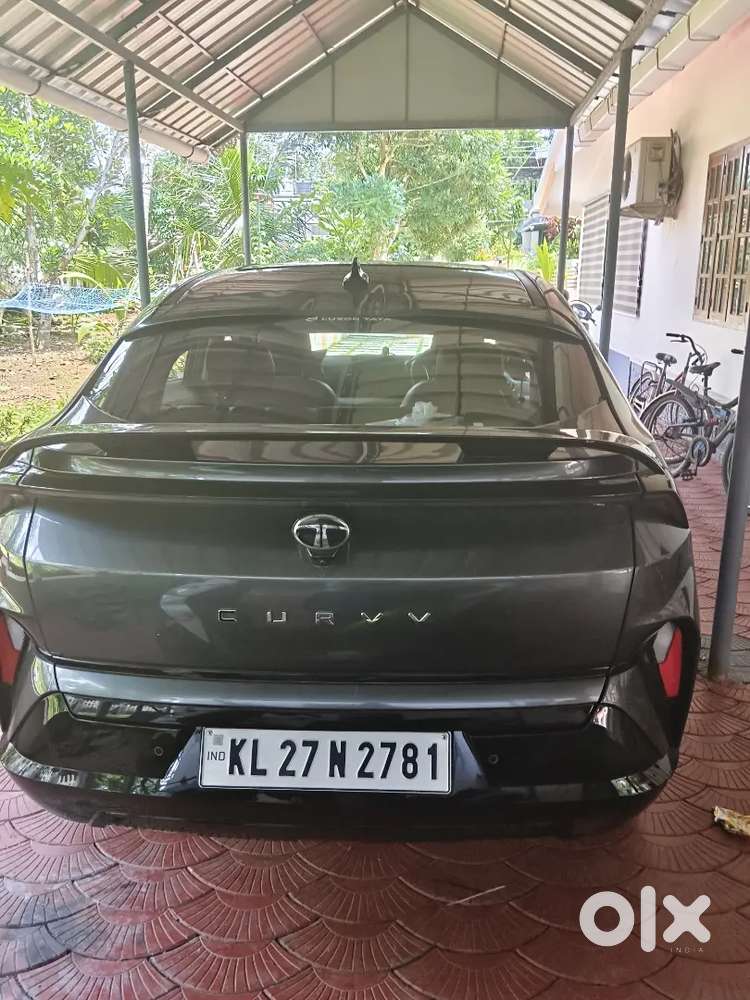Tata Curvv Manual Petrol 2025