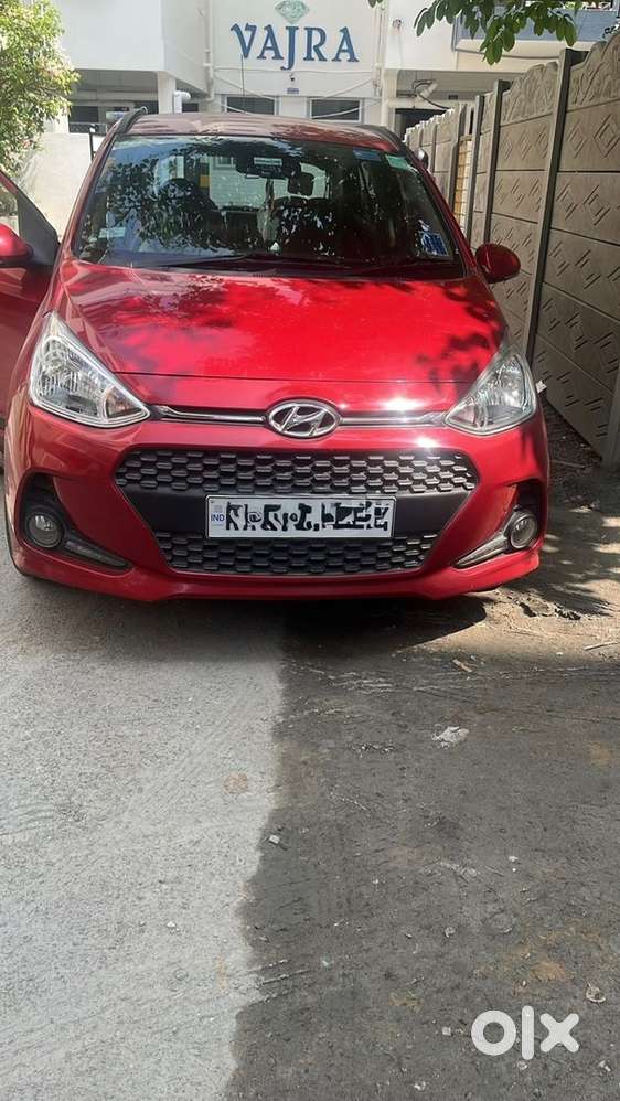 Well Maintained Grand I10  16500 Km Driven  2020 Sportz