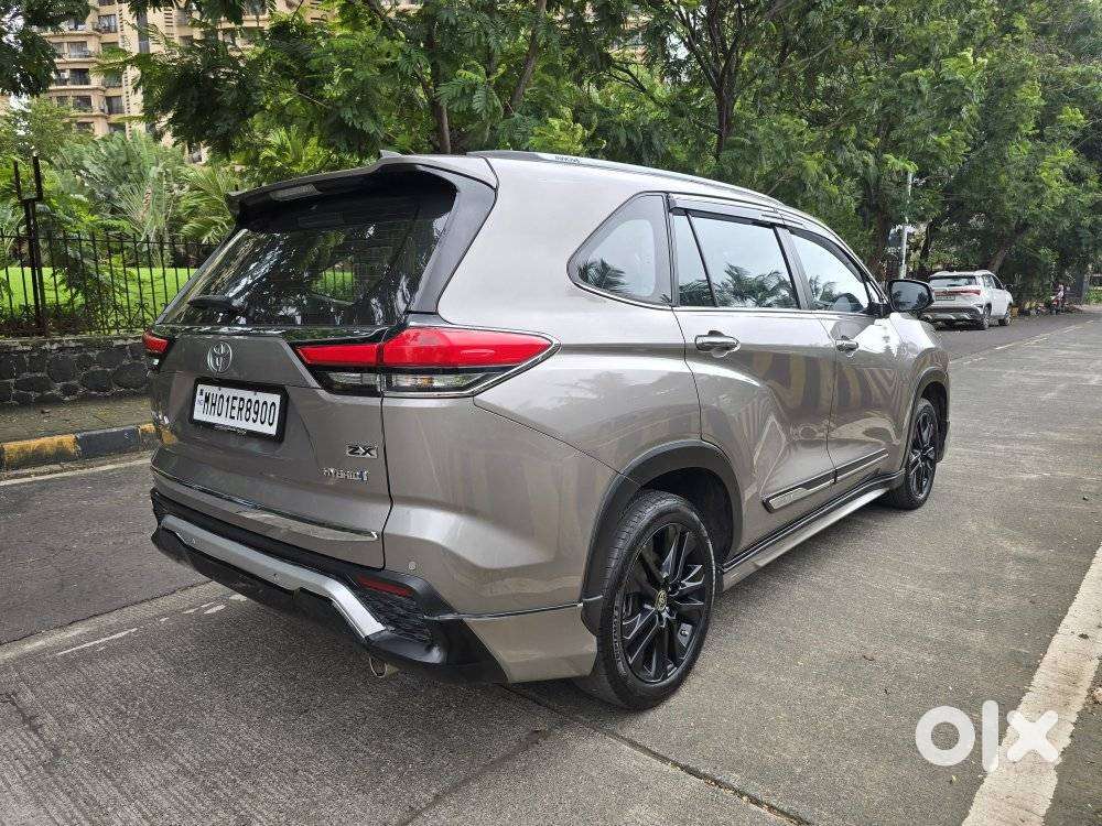 Toyota Innova Hycross 2.0 Zx (o) Hybrid 7 Str, 2024, Petrol