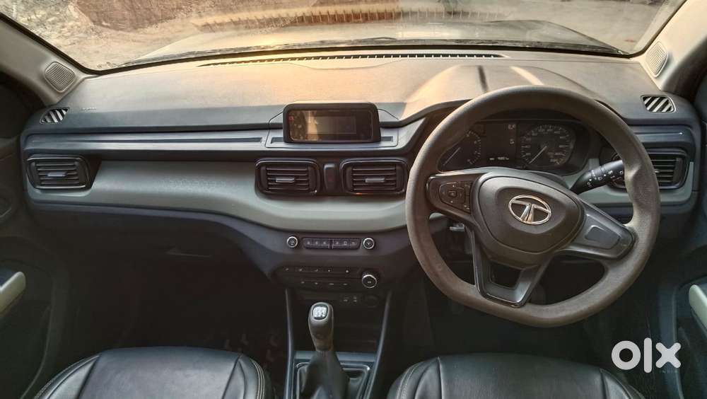Tata Punch Pure, 2022, Petrol