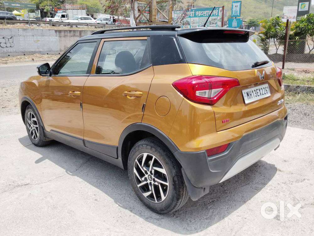 Mahindra Xuv300 W8 Option Dual Tone, 2025, Petrol