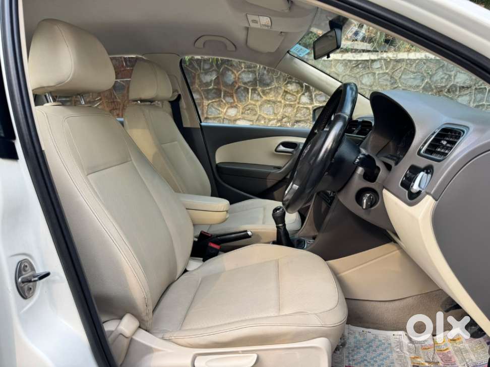 Volkswagen Vento Petrol Highline, 2013, Petrol