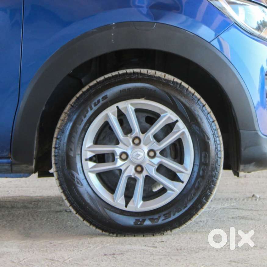 Renault Triber Rxt, 2022, Petrol