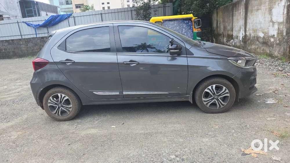 Tata Tiago 1.2 Revotron Xt 2022 Petrol