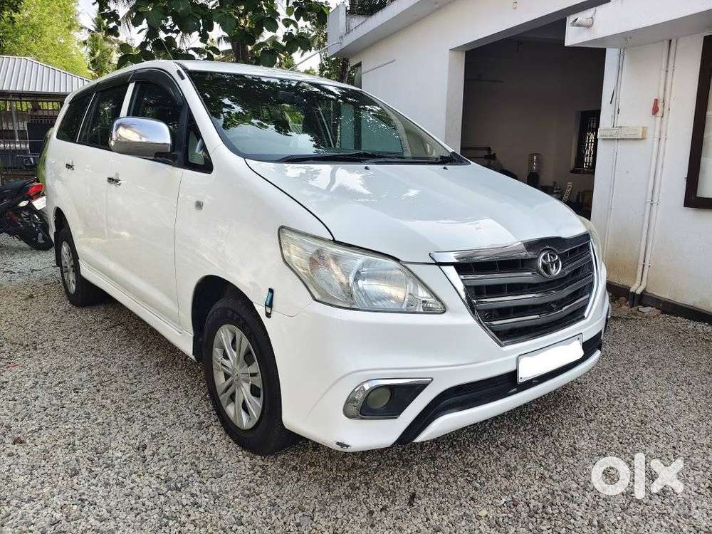 Toyota Innova 2.5 Gx 7 Str Bs-iii, 2014, Diesel