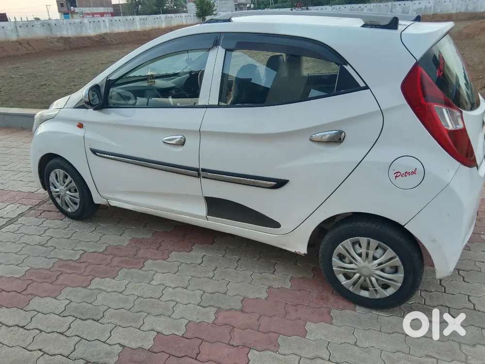 Maruti Suzuki Eeco 2017