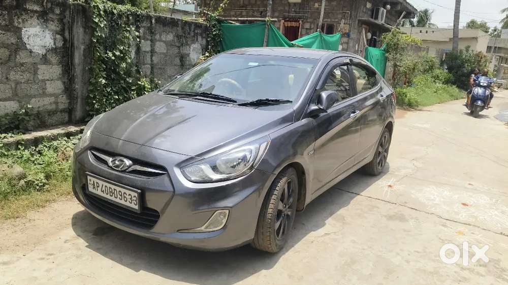 Hyundai Verna 2011 Diesel At