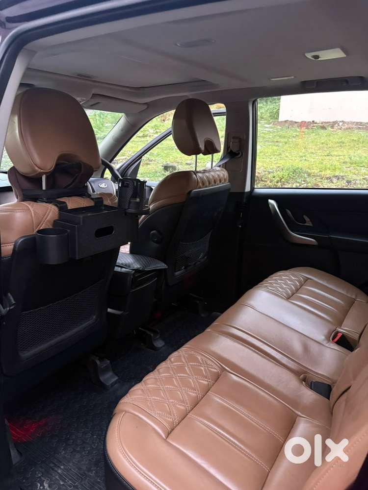 Doctor Owned Xuv500 Automatic Top Model