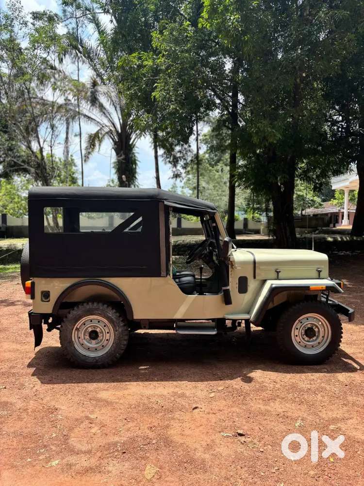 Mahindra Jeep 2009 Diesel Well Maintained