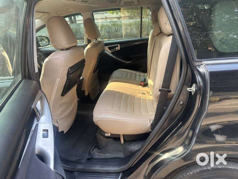 Toyota Innova Crysta