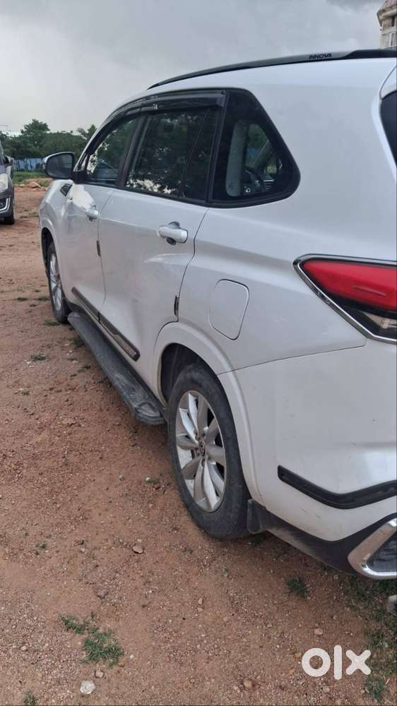 Toyota Innova Hycross 2023 Hybrid 7-str