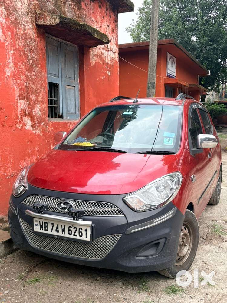 Hyundai I10 2011 .31000km Driven