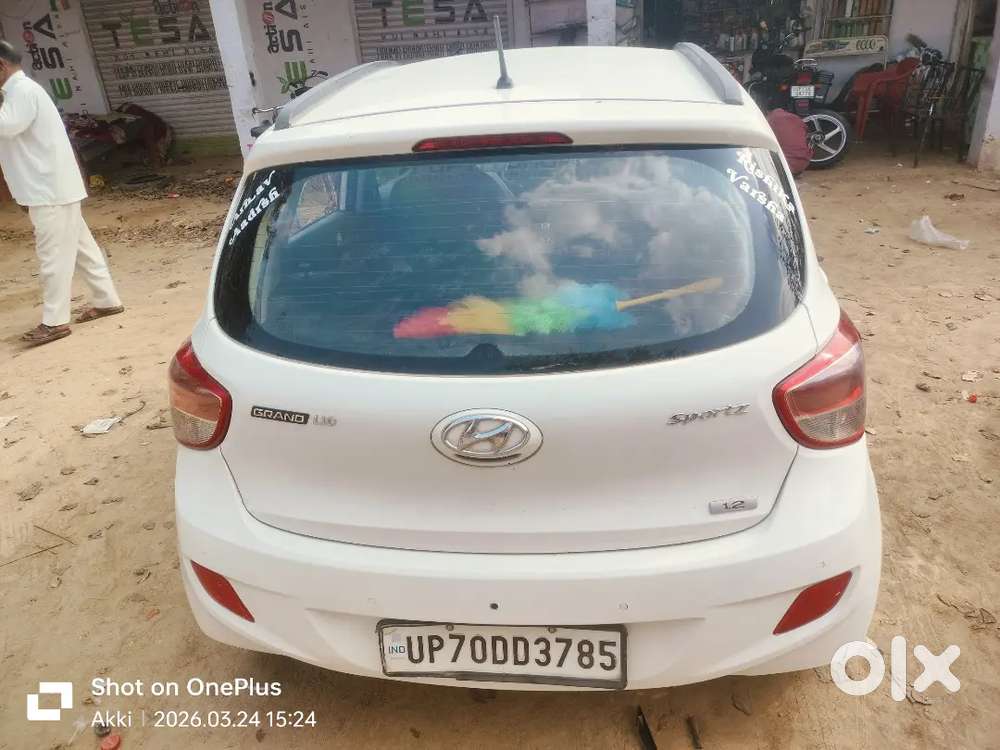 Car Main Koi Kami Nhi Hai Ac Bahut Achha Lam Karta Hai