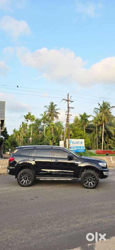 Ford Endeavour 3.2 Titanium At 4x4, 2017, Diesel