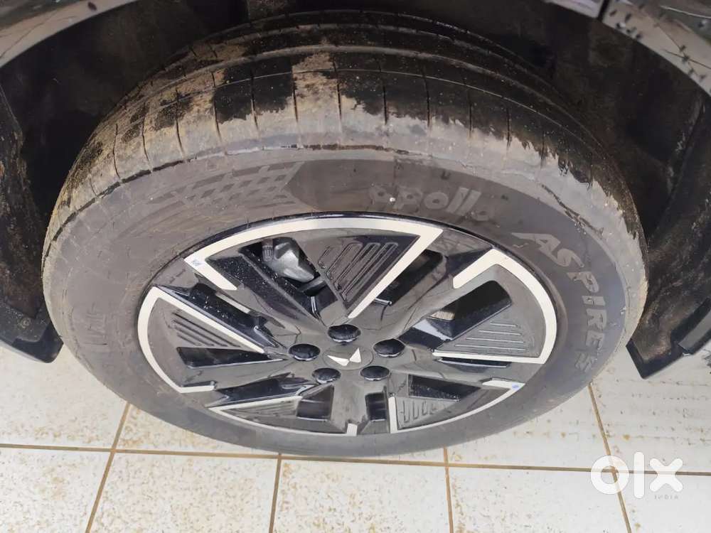 Mahindra Xuv700 Ax7l 2026 Diesel