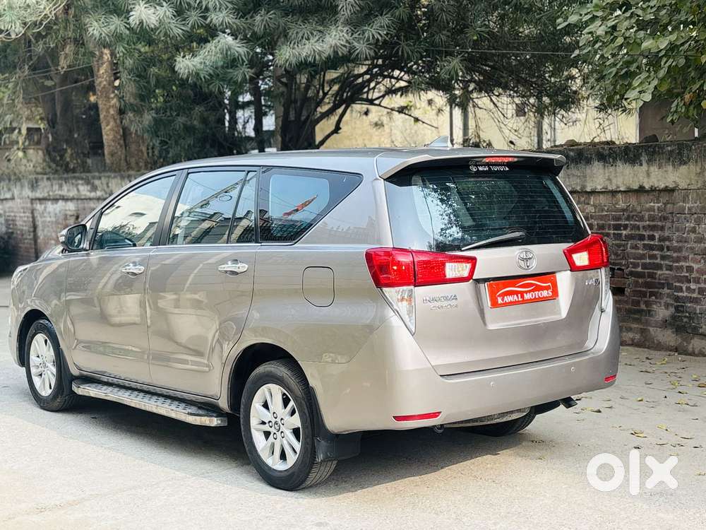 Toyota Innova Crysta