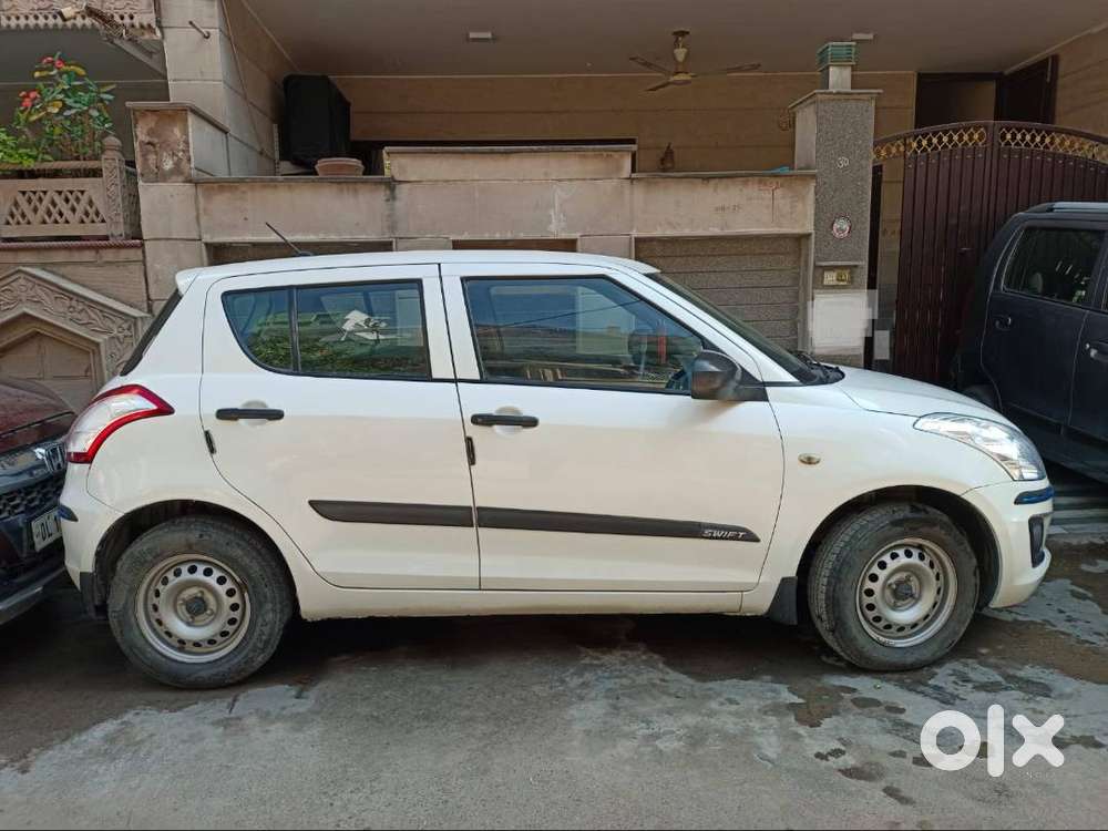 Maruti Suzuki Swift 2015 Petrol 20000 Km Driven