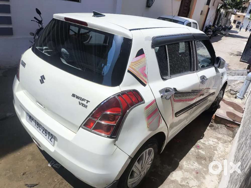 Maruti Suzuki Swift 2009 Diesel 110000 Km Driven