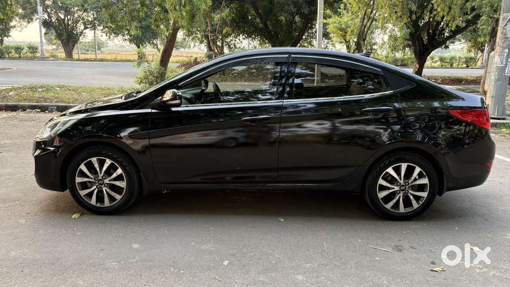 Hyundai Fluidic Verna 1.6 Vtvt Sx, 2013, Petrol