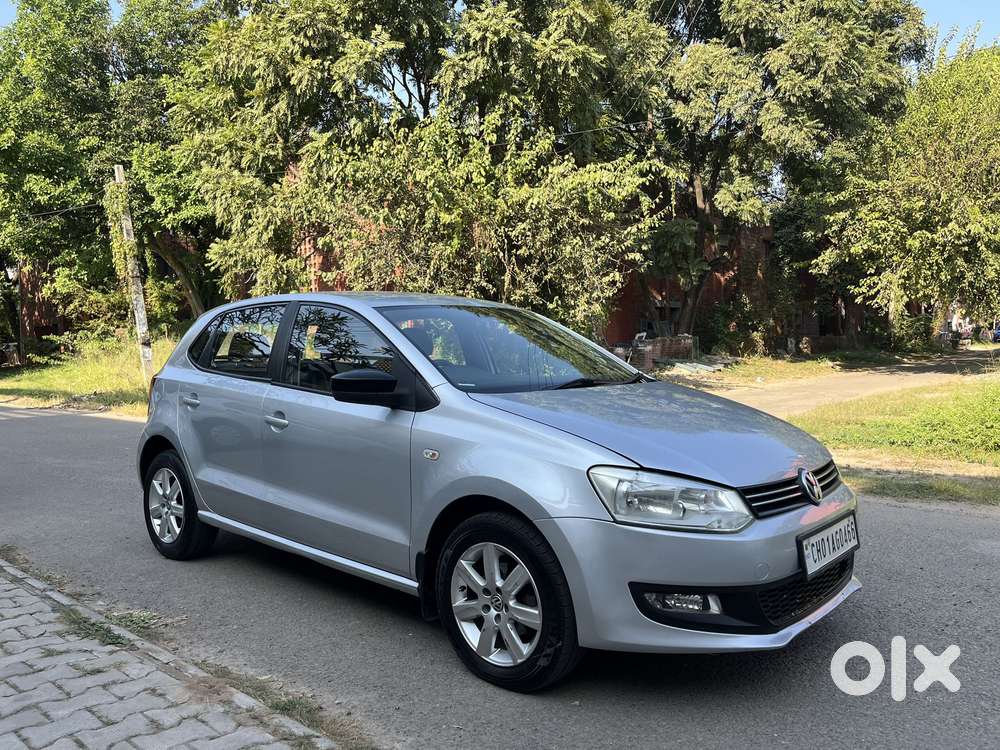 Volkswagen Polo Petrol Highline 1.2l, 2011, Petrol